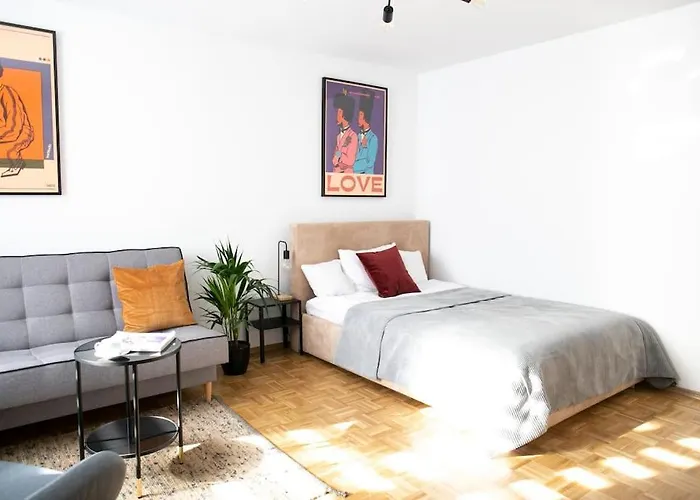 Oomph Center Well Designed With Balcony Warsaw