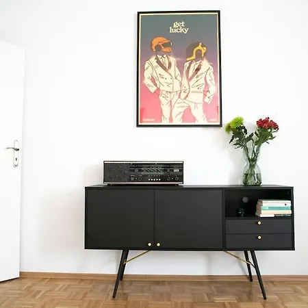 Apartment Oomph Center Well Designed With Balcony Warsaw